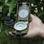 La bàn quân sự đa năng K04